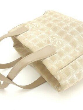 CHANEL Tote Bag beige Women A20457 Authentic secondhand